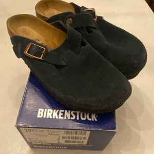 Birkenstocks navy suede clogs